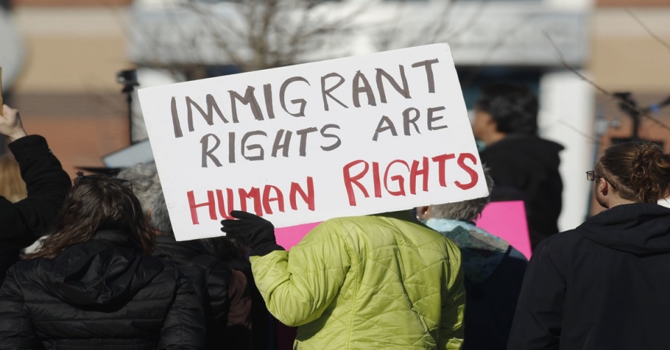 sac lenh di tru moi cua my ve dau