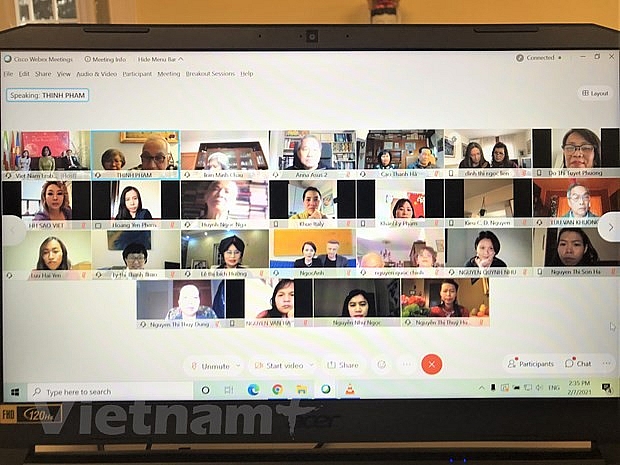 Cộng đồng người Việt Nam tại Italy, Cộng hòa Cyprus và Cộng hòa Malta tham dự tết cộng đồng. (Nguồn: TTXVN)