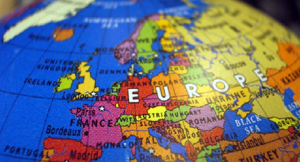 chau au can cai cach cau truc an ninh