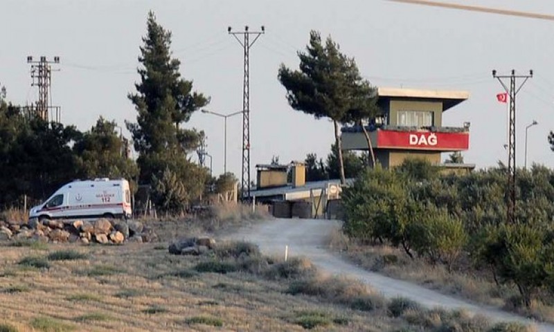 tho nhi ky tra dua is bang phao kich