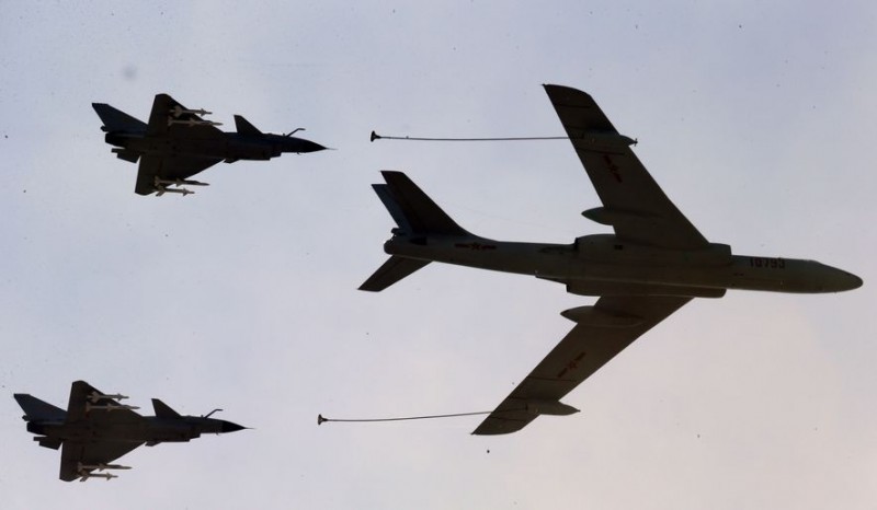 so lan may bay nhat ban ap sat may bay trung quoc nhieu ki luc