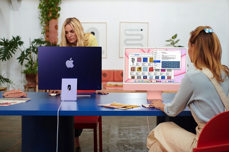 Theo Apple, chip xử lý mới trên iMac cho hiệu năng xử lý đồ họa gấp đôi so với iMac cũ, tốc độ xử lý nhanh hơn 50%. Máy có dung lượng RAM 8 GB và SSD 256 GB, người dùng có thể nâng cấp thêm tùy nhu cầu. iMac 2021 được bán với giá khởi điểm từ 1.299 USD. Bên cạnh đó, hãng cũng giới thiệu loạt phụ kiện cho iMac mới gồm bàn phím Magic Keyboard tích hợp cảm biến vân tay Touch ID, chuột Magic Mouse và Magic Trackpad.