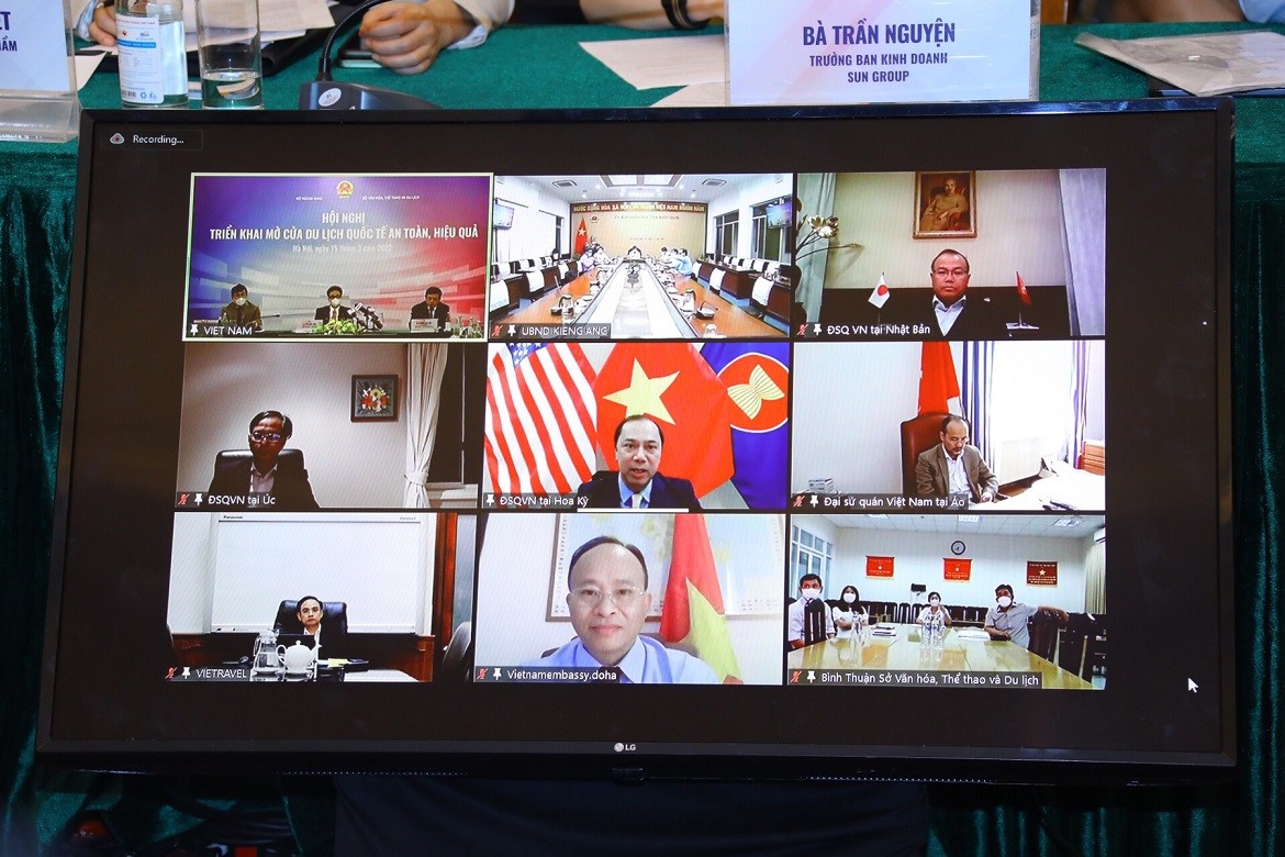 Cơ quan đại diện Việt Nam ở nước ngoài đồng hành cùng đất nước mở cửa phục hồi