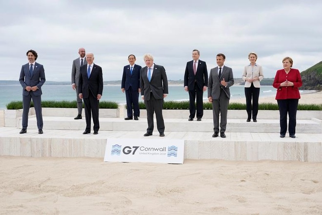 Thượng đỉnh G7: ‘Túm’ trọn khoảnh khắc hậu trường của các nhà lãnh đạo