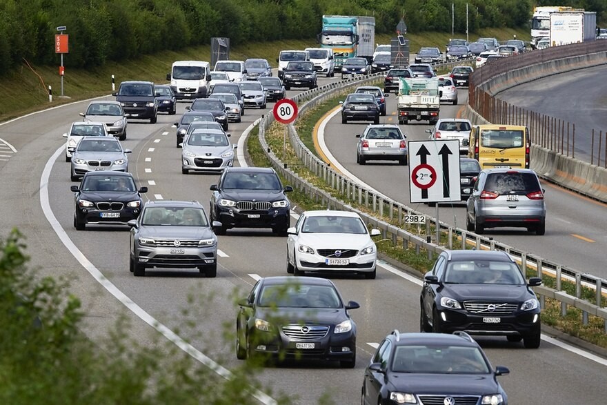Các mục tiêu khí phát thải CO2 từ ô tô của Thụy Sỹ đã bị lỡ. (Nguồn: SwissInfo)