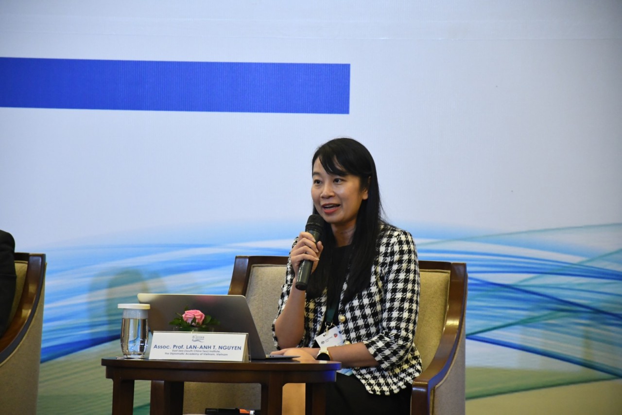 PGS, TS. Nguyễn Thị Lan Anh, Quyền Viện trưởng Viện Biển Đông, phát biểu tại Đối thoại Biển lần