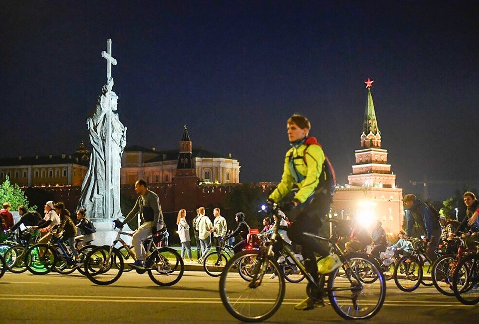 Sau 2 năm dịch Covid-19, thành phố Moscow mới gỡ bỏ hoàn toàn các giãn cách xã hội thì việc VeloFestival được tổ chức khiến người dân Moscow rất phấn khởi. (Nguồn: Moslenta)