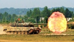 Ba Lan ký hợp đồng mua vũ khí 'khủng' với một đồng minh Mỹ