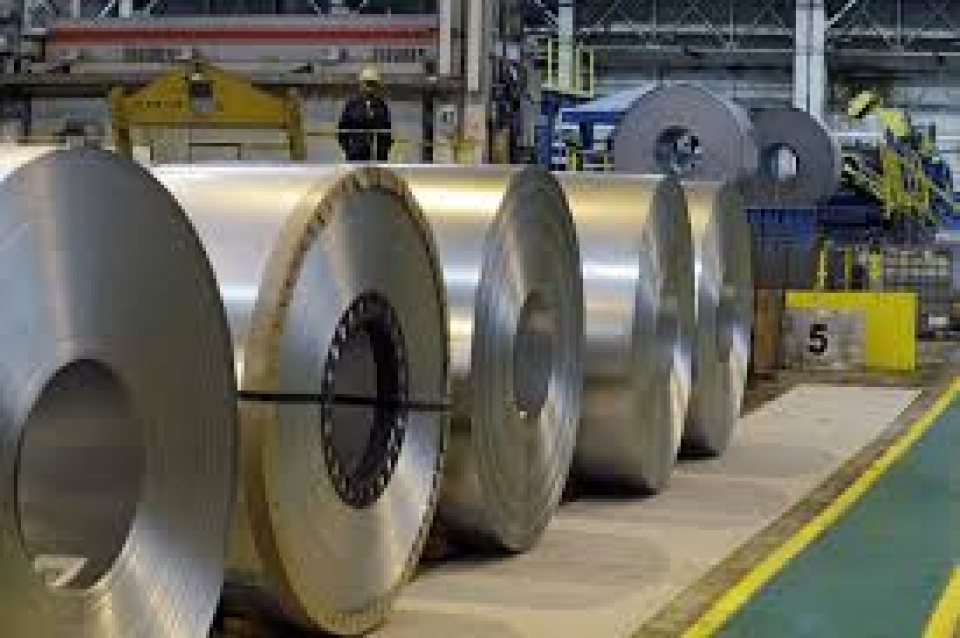 eu yeu cau my than trong trong dieu tra ve nhap khau thep