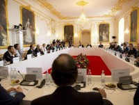 kinh te anh doi mat voi mot giai doan thach thuc