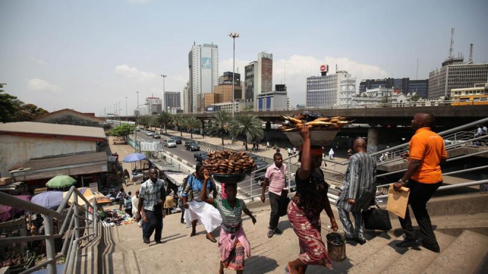 Pháp trải thảm đỏ chào đón hàng nghìn doanh nghiệp châu Phi phap trai tham do chao don hang nghin doanh nghiep chau phi