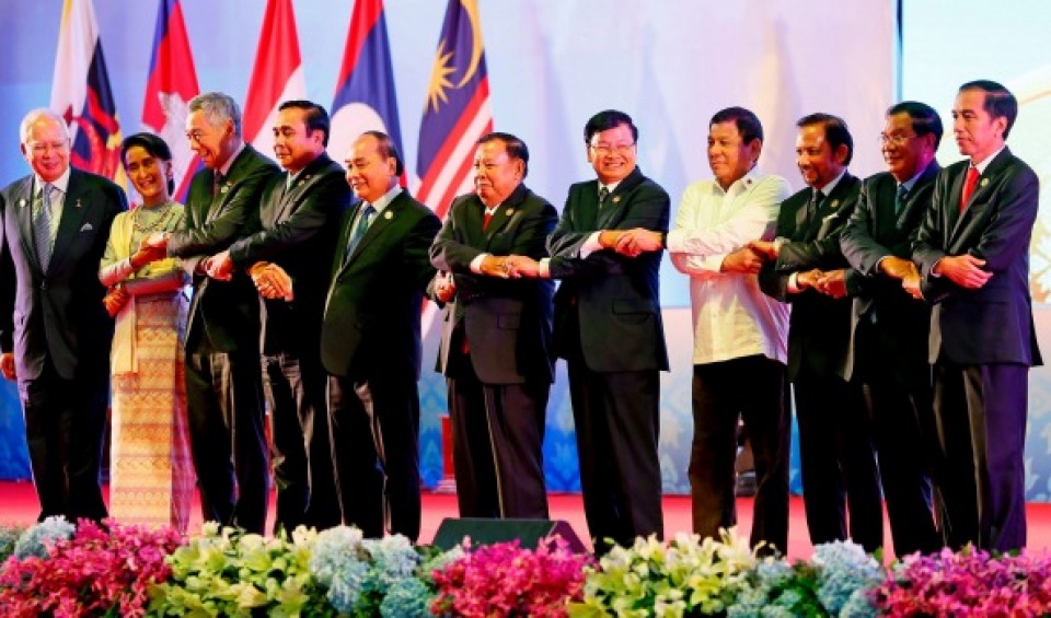 cong dong kinh te asean nhung tro ngai va tiem nang