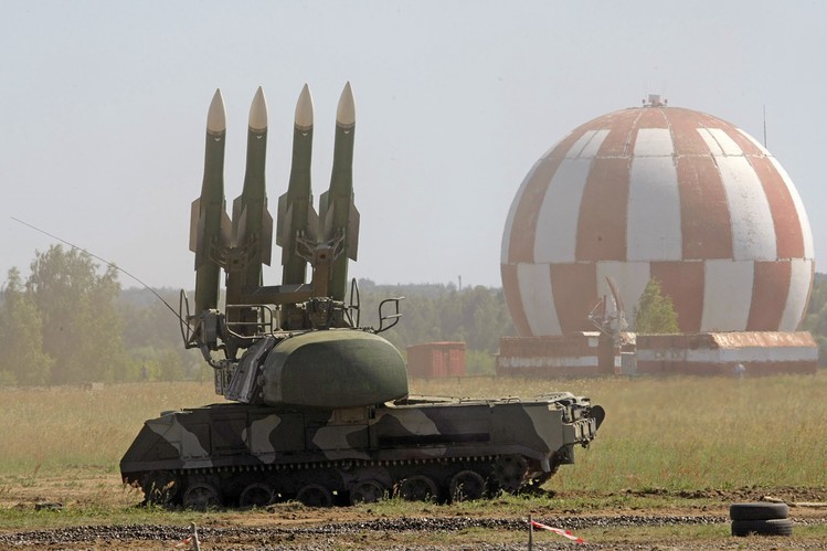 Tên lửa phòng không dẫn đường Buk-M1 của Nga được Ukraine mang ra tập trận chung với NATO. (Nguồn:Topwar)