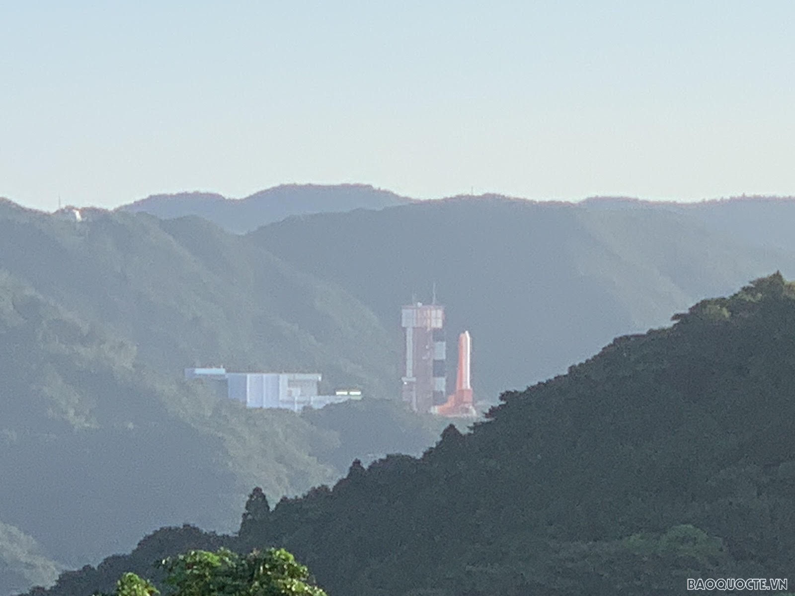 Tạm hoãn phóng tên lửa mang vệ tinh NanoDragon 'made in Việt Nam' vào phút chót