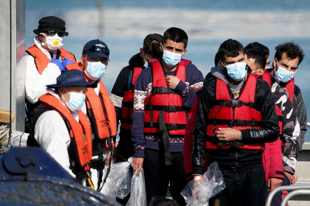 Ngày càng nhiều người di cư tìm cách vượt eo biển Manche trên những chiếc tàu nhỏ từ Pháp sang Anh. (Nguồn: PA)