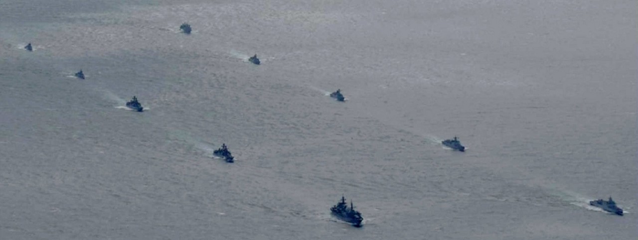 Dàn tàu Nga và Trung Quốc dắt nhau vào Biển Nhật Bản, Tokyo gọi đồng minh Mỹ