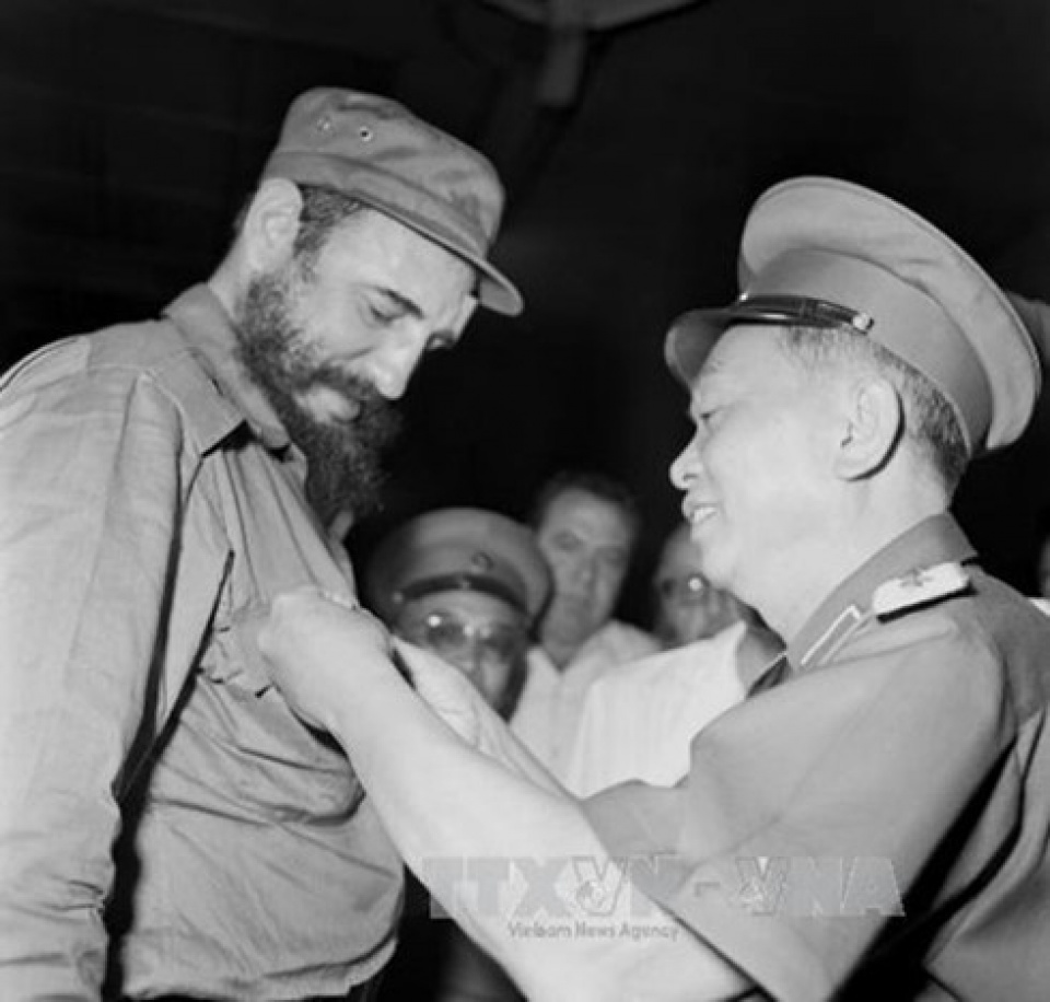 fidel castro danh tinh cam rat dac biet doi voi viet nam