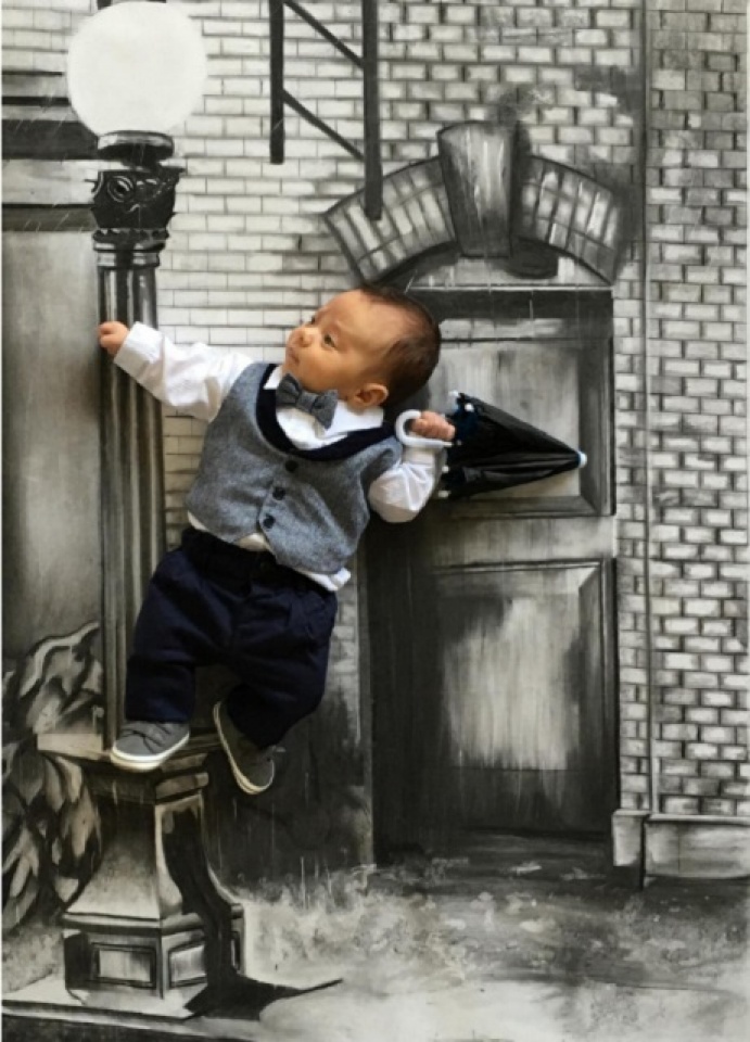 ngoi sao dien anh chi 10 thang tuoi