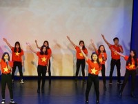 nhung guong mat tre tuoi dau tai nang