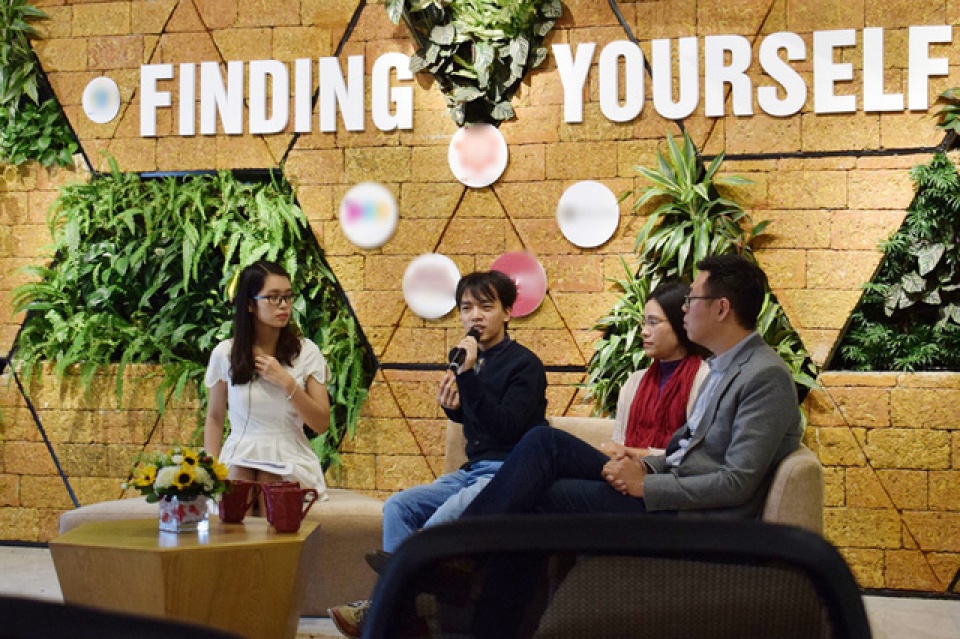 co nen theo guong bill gates bo hoc de theo duoi dam me khong