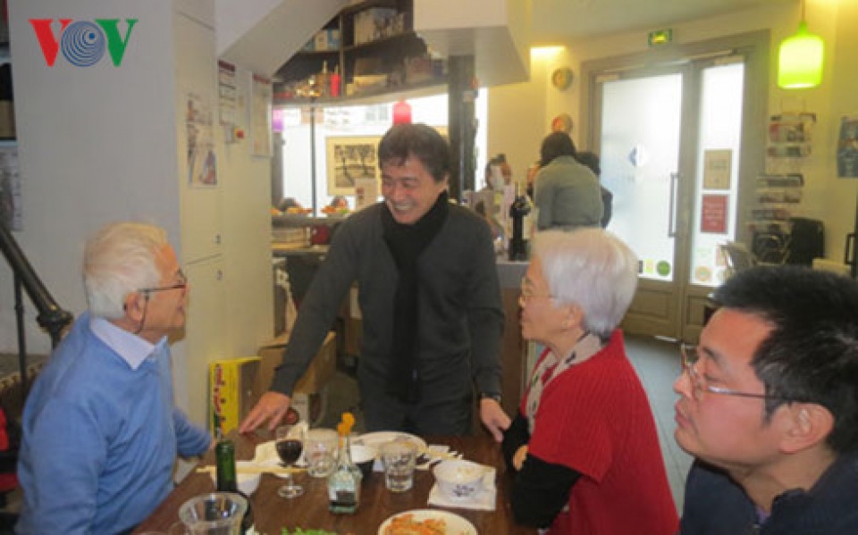 “Bữa ăn cuối năm” ở Pháp quyên góp giúp đồng bào miền Trung bua an cuoi nam o phap quyen gop giup dong bao mien trung