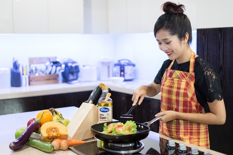 Lợi thế dinh dưỡng của dầu gạo loi the dinh duong cua dau gao