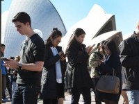 ban be facebook trong mat triet gia va quan toa phap