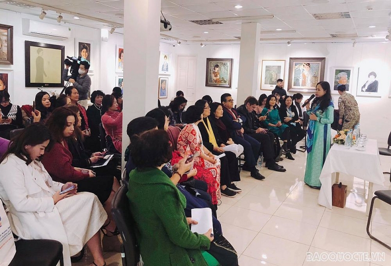 Toàn cảnh Hội thảo “Phụ nữ với hoạt động ngoại giao vì hòa bình”. (Ảnh: Thu Trang)