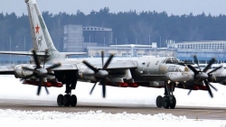 Trang bị tên lửa tầm bắn siêu xa, 'thiên nga trắng' Tu-160M của Nga thăng hạng uy lực cỡ nào?