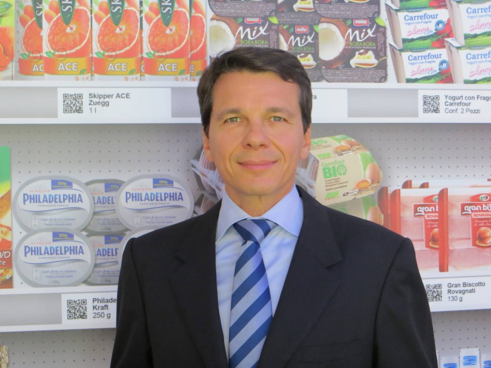 hang hoa viet nam thu hut nguoi tieu dung tai phap