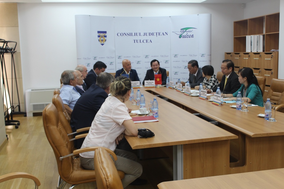 viet nam romania tang cuong xuc tien thuong mai va hop tac van hoa