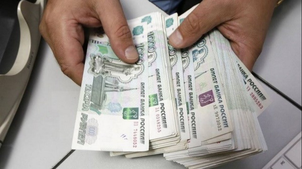 Đồng Ruble của Nga chạm đáy mới bởi một lý do từ Mỹ