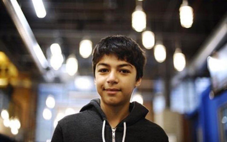 cau be khoi nghiep o tuoi 15 khien the gioi ne phuc