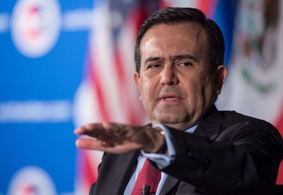 mexico yeu cau ford boi thuong chi phi do huy hop dong