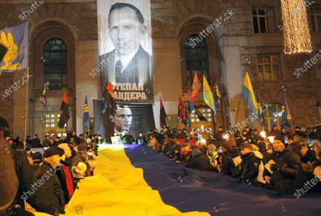 ba lan chi trich nguoi phat ngon bo ngoai giao ukraine trong vu treo chan dung bandera