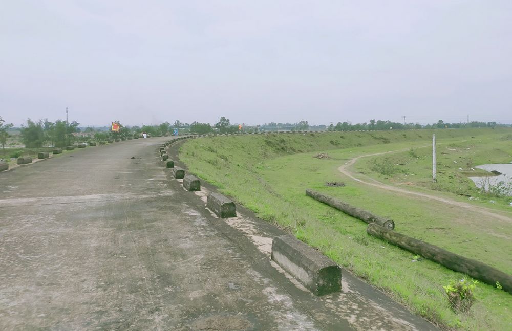 Tin bất động sản ngày 1/1: Điều kiện để xây nhà trên đất không sổ đỏ; hạ tầng TP. Thủ Đức quá tải; cẩn trọng khi giá đất Hà Nội tăng Tin bất động sản ngày 1/1: Điều kiện để xây nhà trên đất không sổ đỏ; hạ tầng TP. Thủ Đức quá tải; cẩn trọng khi giá đất Hà Nội tăng