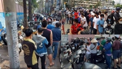 Báo Thái Lan ‘ghen tị’ đăng ảnh cơn sốt vé xem Kiatisuk tại Việt Nam