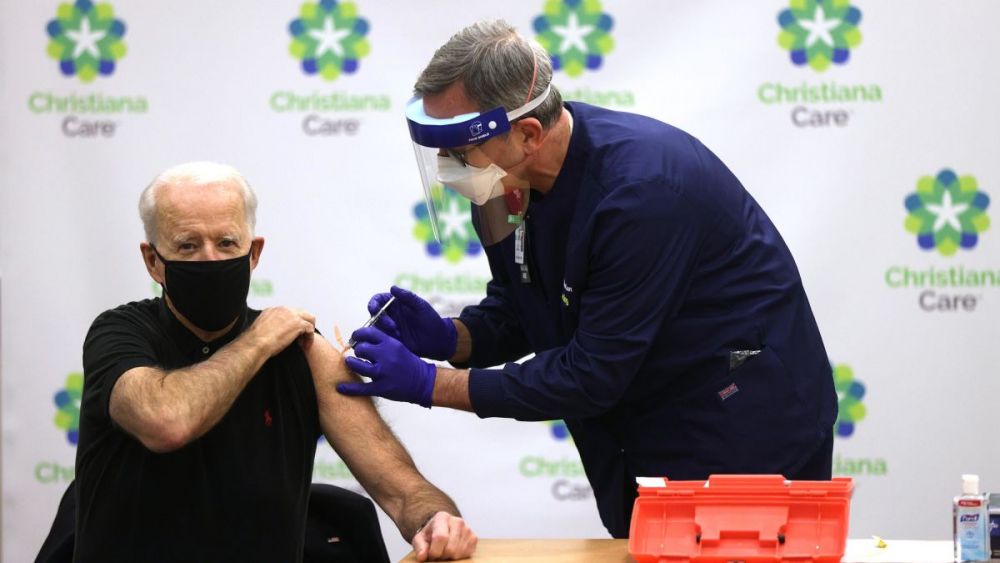 Ảnh ấn tượng tuần (11-17/1): Đồi Capitol ‘căng hơn dây đàn’ trước giờ G, Triều Tiên khoe sức mạnh quân sự và kỷ lục buồn của ông Trump