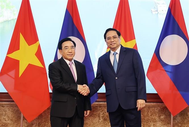 Thủ tướng Phạm Minh Chính chủ trì Lễ đón Thủ tướng Lào Phankham Viphavanh thăm chính thức Việt Nam