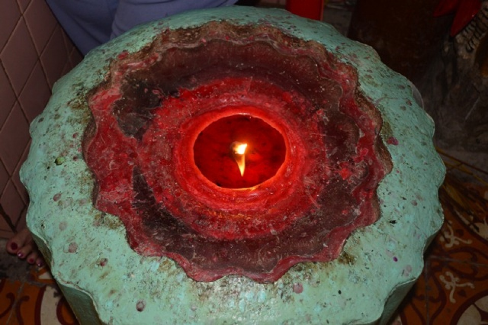 Ngôi chùa có những ngọn nến 50 năm chưa tắt ngoi chua co nhung ngon nen 50 nam chua tat