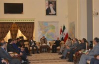 ong trump yeu cau chia se kinh phi iraq xem xet cham dut su hien dien cua quan doi my