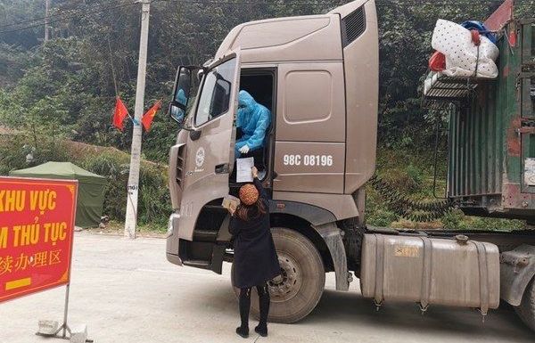 dich covid19 bo cong thuong khuyen nghi doanh nghiep chu dong dieu tiet dua hang len bien gioi