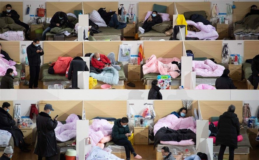 anh an tuong trong tuan 17 232 tinh yeu su so hai truoc dich covid 19 va em be syria tap quen voi tieng phao kich