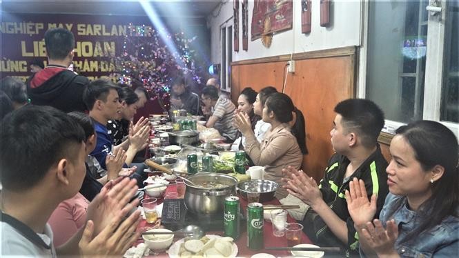 Công nhân Việt Nam ở Nga mừng Xuân Nhâm Dần 2022