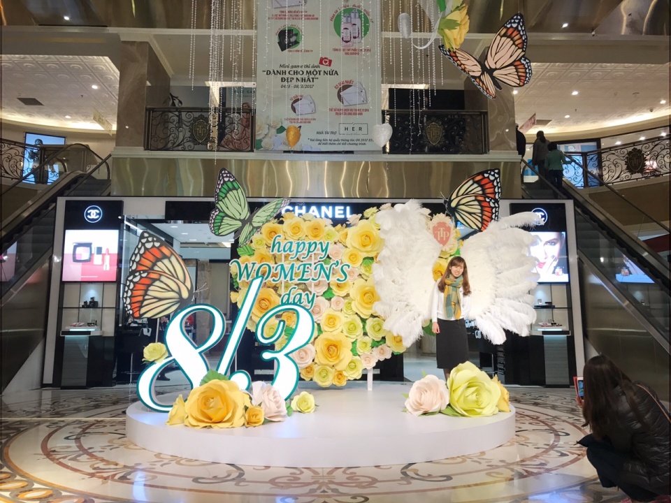 thi truong 83 dua nhau khuyen mai kich cau