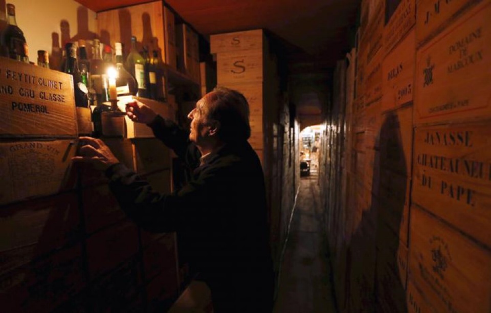 Khám phá hầm rượu vang trị giá 50 triệu Euro tại Pháp kham pha ham ruou vang tri gia 50 trieu euro tai phap