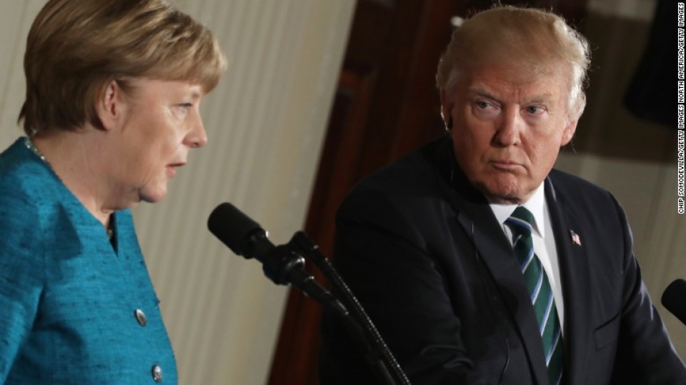 quan he trump merkel su khoi dau kho khan