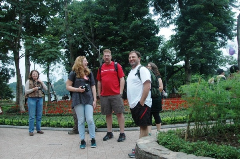 dau nam 2017 khach quoc te den ha noi tang manh