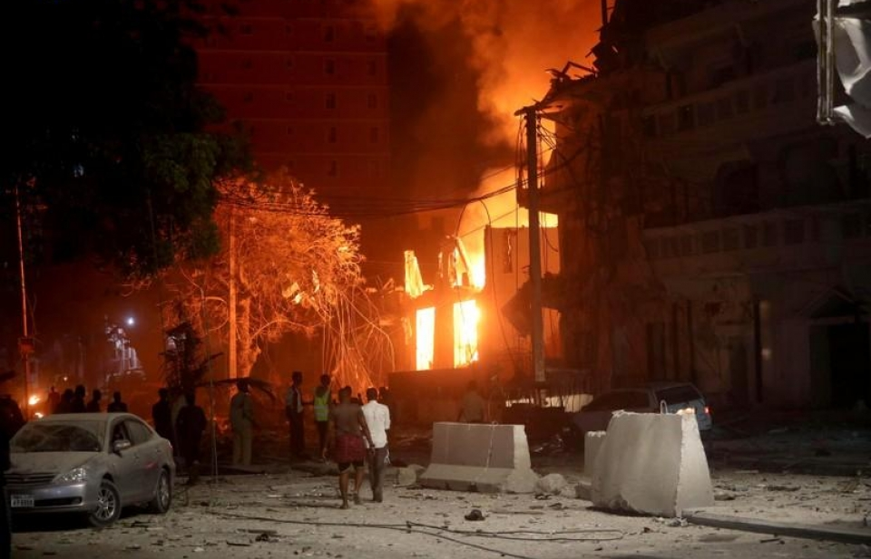 somalia no lon tai khu cho sam uat it nhat 50 nguoi thuong vong