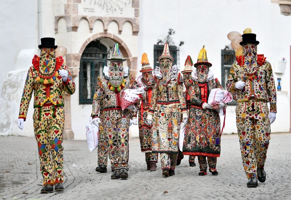 anh an tuong trong tuan 242 13 noi am anh covid 19 lan rong tu thieu o ukraine va khong kich tai gaza